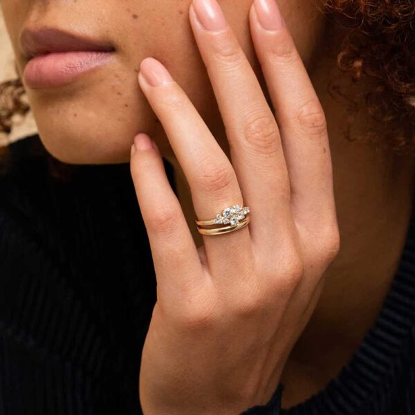 Diamonds Cluster Ring